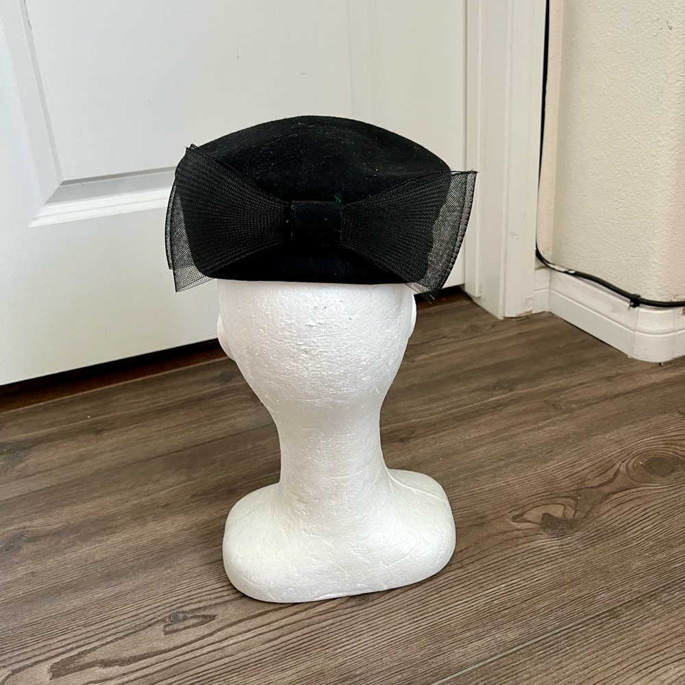 Elegant Black Women's Hat with Bow - Picture 2 of 12